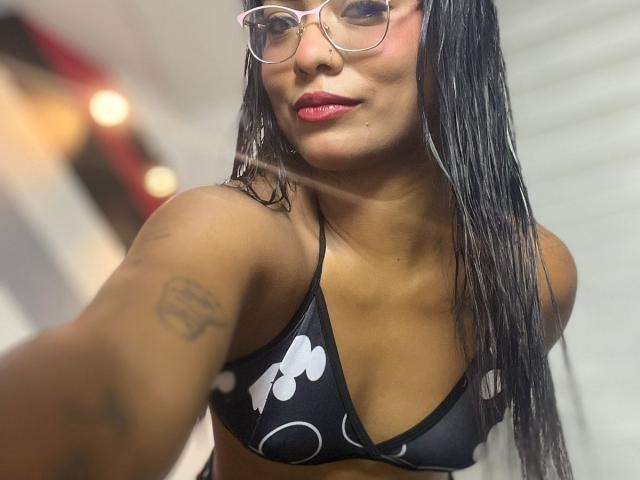 ChloeBrownOne - Live sexe cam - 26921064