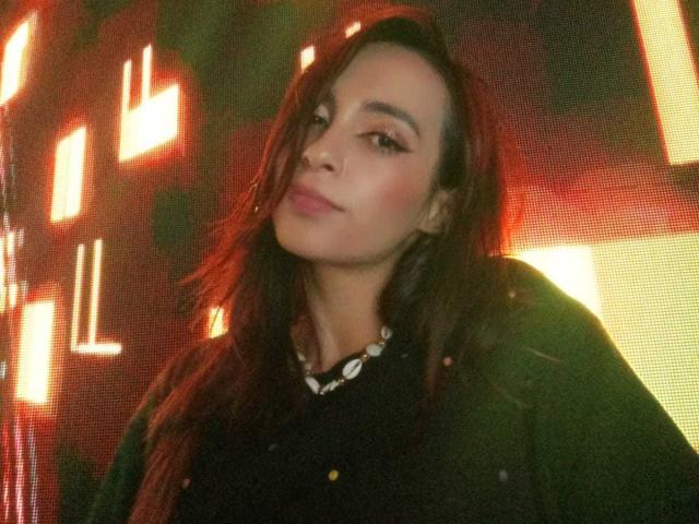 AmberGreyy - Live porn &amp; sex cam - 26923430