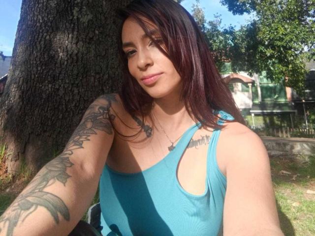 AmberGreyy - Live Sex Cam - 26923528