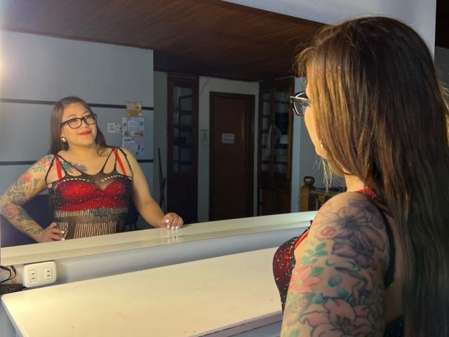 ValeriaCuttest - Camera khiêu dâm &amp; quyến rũ trực tiếp - 26925243