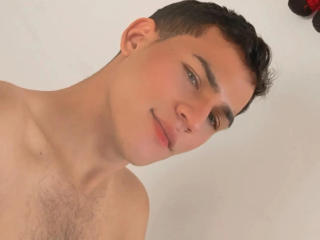 AlessandroMusk - Sexe cam en vivo - 26932026