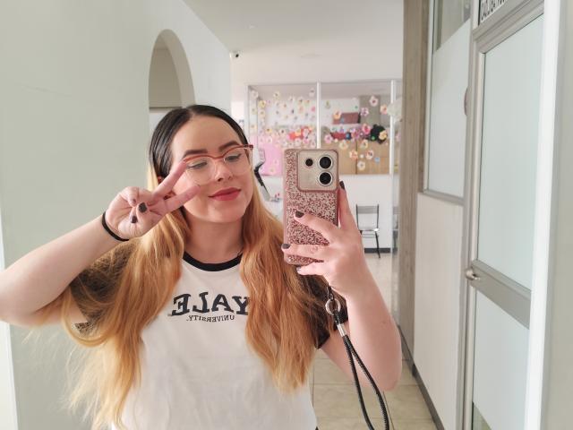 AshleyCampbell - Live porn &amp; sex cam - 26942491