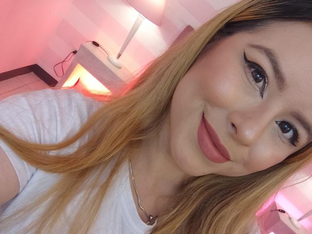 AshleyCampbell - Live porn &amp; sex cam - 26942505