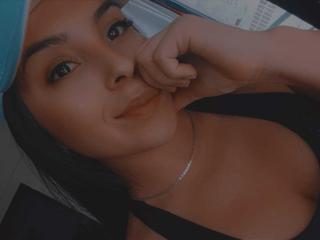 SaraSaenzI - Live porn &amp; sex cam - 26943254