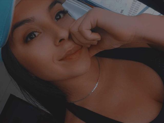 SaraSaenzI - Camera khiêu dâm &amp; quyến rũ trực tiếp - 26943254