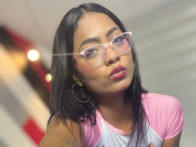 ChloeBrownOne - сексуальная веб-камера в реальном времени - 26947069