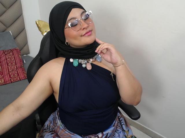 HelueJamil - Live porn &amp; sex cam - 26950653