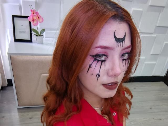 EmmaThomsonn - Live porn &amp; sex cam - 26950800