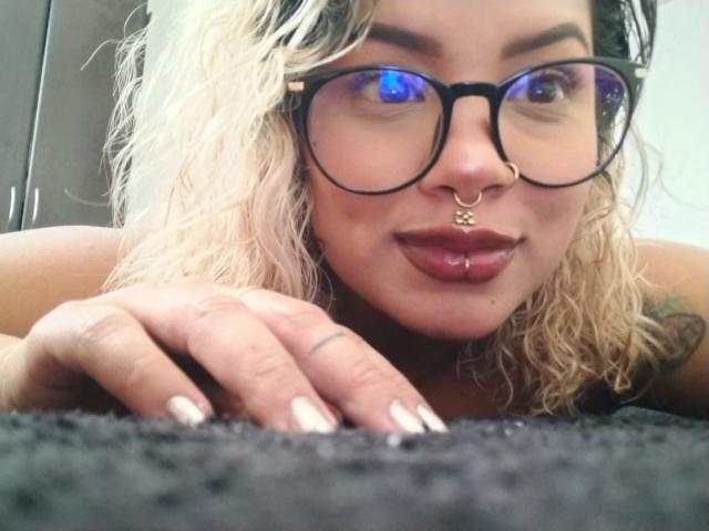 MariGonz - Live porn &amp; sex cam - 26956120