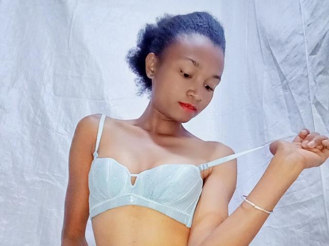 AliyahCherie - Sexe cam en vivo - 26957296