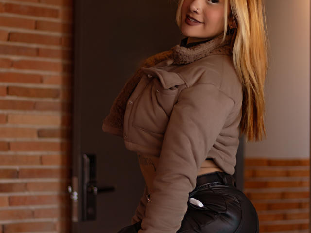 AzhunaStar - Live sex cam - 26967741