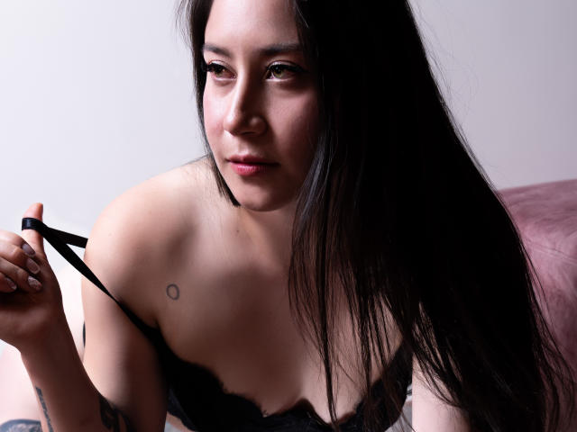 LeahMuniz - Live porn &amp; sex cam - 26968574