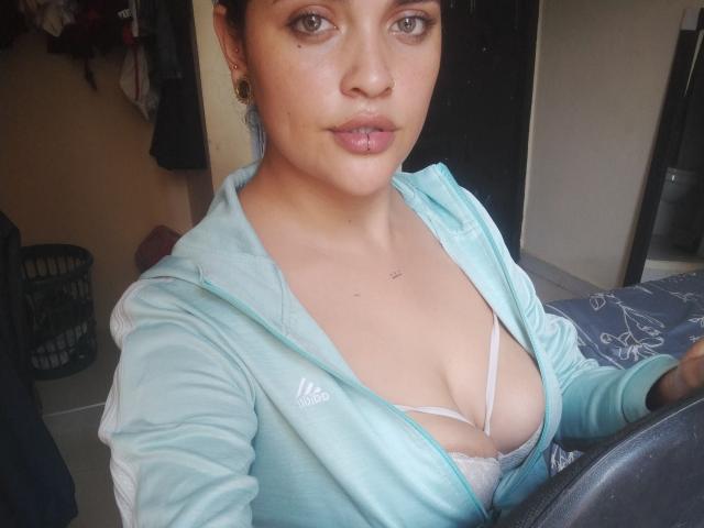 AgathaK - Live sexe cam - 26971046