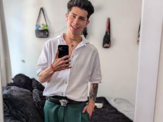 IanMonDumas - Live porn &amp; sex cam - 26974100