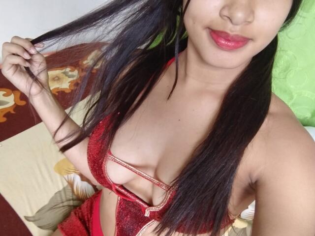 ScarlettRoss69 - Live sex cam - 26976630