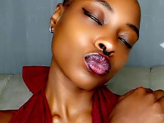 Queen-Adora-hot - Sexe cam en vivo - 26979150