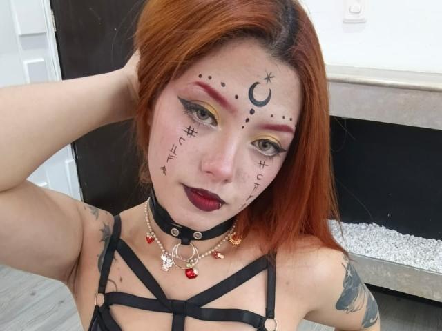 EmmaThomsonn - Live porn &amp; sex cam - 26979402