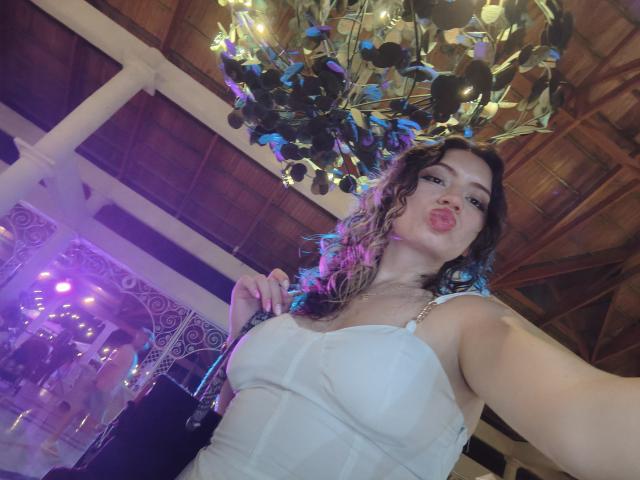 ElizaCanterville - сексуальная веб-камера в реальном времени - 26982811