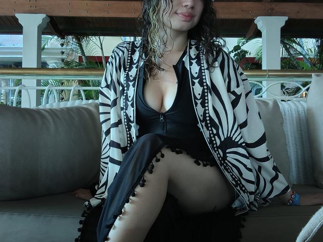 ElizaCanterville - Sexe cam en vivo - 26982839