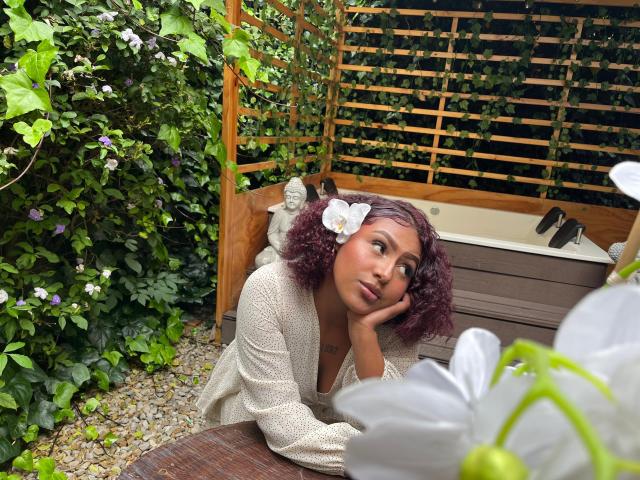 AmberQueeny - Live porn &amp; sex cam - 26984470
