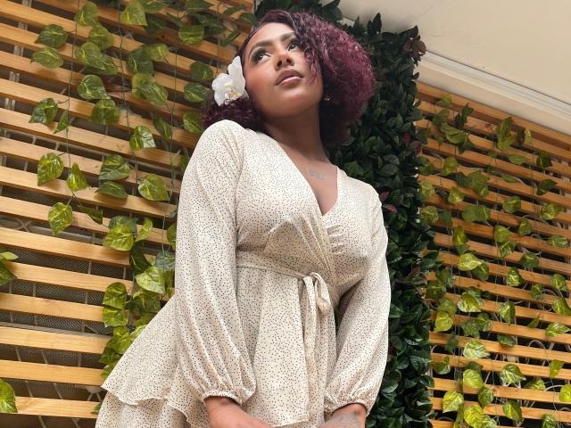 AmberQueeny - Live porn &amp; sex cam - 26984491