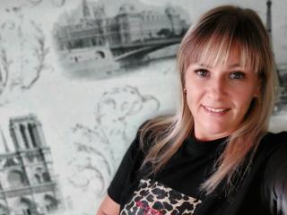 MirandaStone - Live sex cam - 26991380