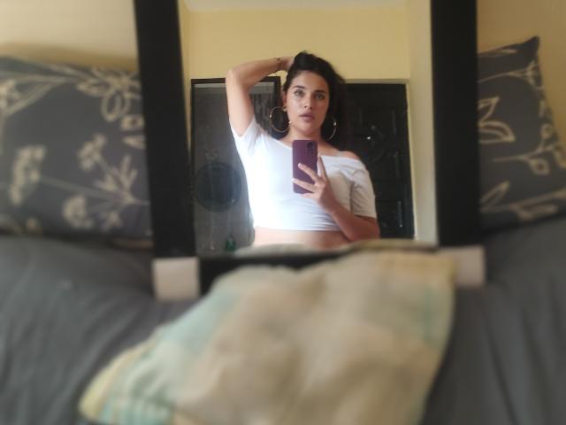 AgathaK - Live sex cam - 26994418