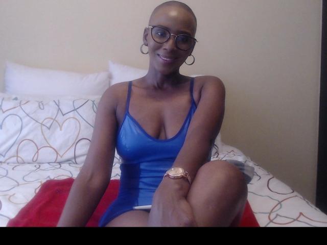 BrookeCherryX - Live sex cam - 26996581