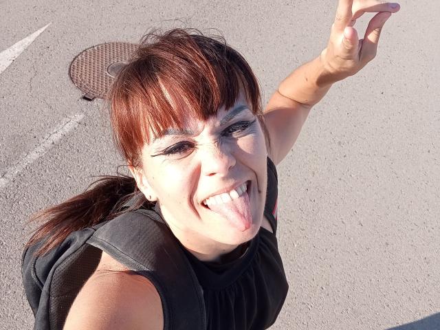 OrianaLaFrancaise - Live sex cam - 26999171