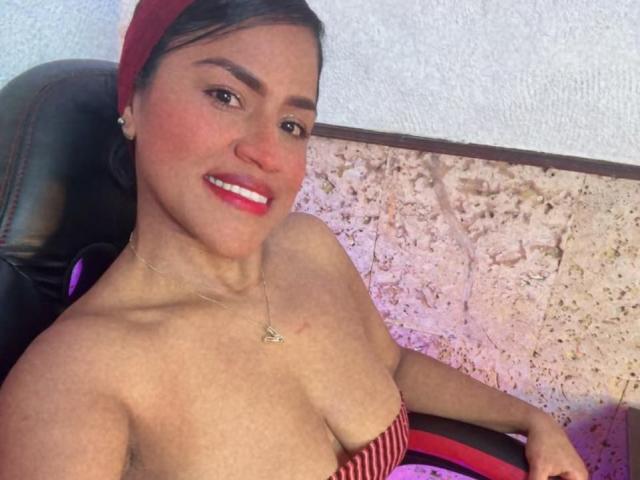 IvannaDuran - Live Sex Cam - 27005198