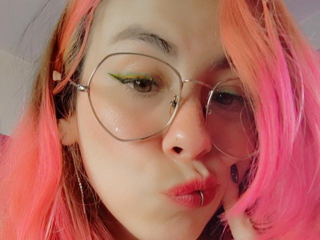 NatashaLau - Live sex cam - 27009384