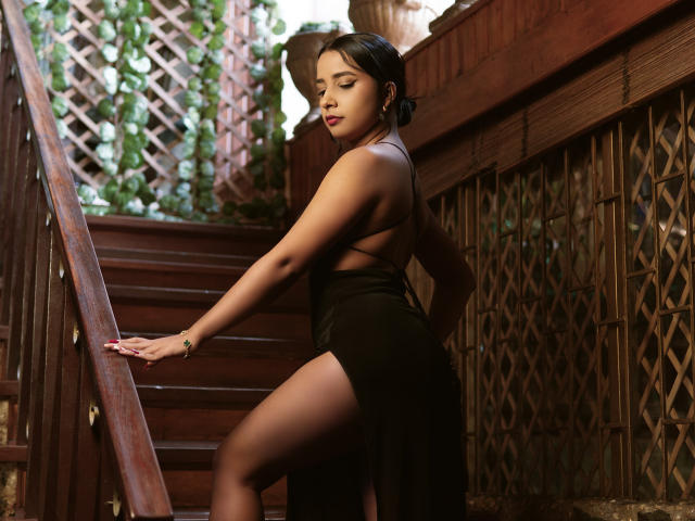 MariamLara - Live porno og sexkamera - 27010343