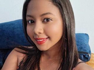 DianaReine - Live sex cam - 27011617