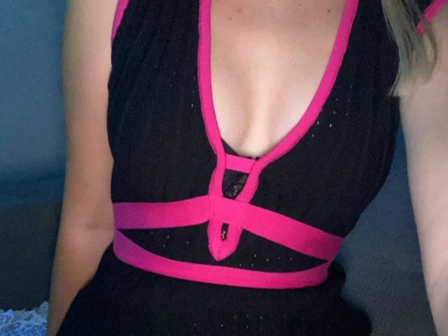 FoxyRox - Camera khiêu dâm &amp; quyến rũ trực tiếp - 27015056