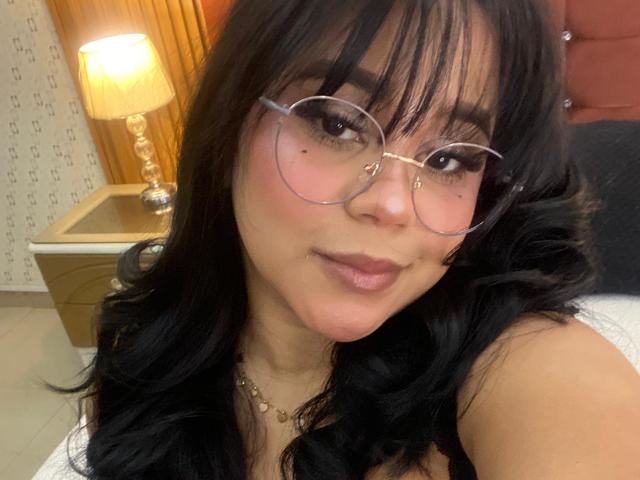 AuroraDiMarco - сексуальная веб-камера в реальном времени - 27023125