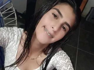 AlanaSexx - Sexe cam en vivo - 27023580