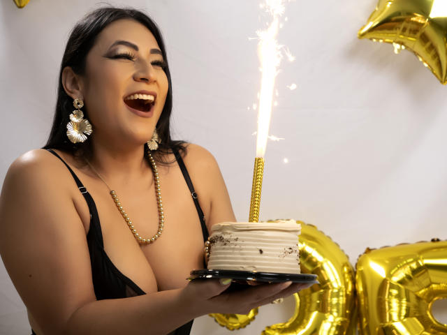 EmaFoxy - Live porno og sexkamera - 27027423
