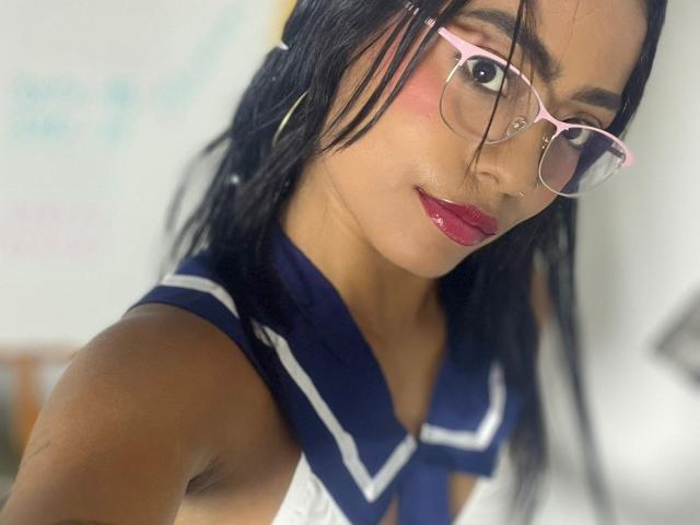 ChloeBrownOne - Live porn &amp; sex cam - 27029740