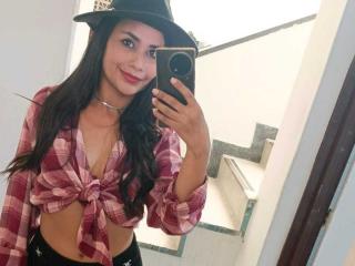 SophieJones69 - Sexe cam en vivo - 27030230