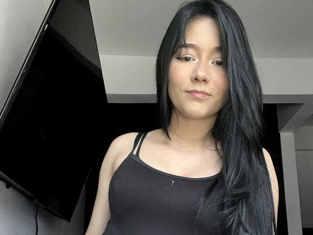 DeisyWest - Live Sex Cam - 27033702