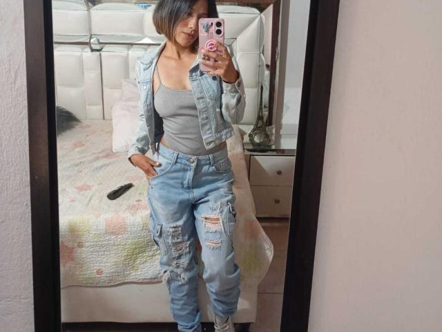 BrianaHarpers - Live porn &amp; sex cam - 27035746