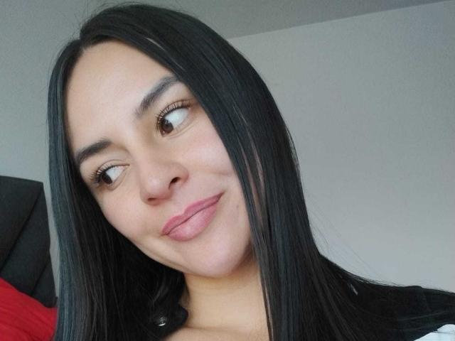 HayleeWaner - Élő pornó és szexkamera - 27038959