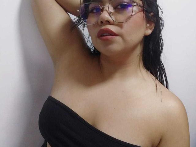 LilyRousee - Live sex cam - 27040044