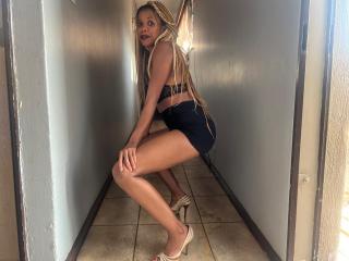 BadKittLily - Sexe cam en vivo - 27052301