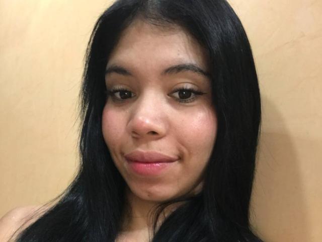 EmaGarces - Live porn &amp; sex cam - 27054443