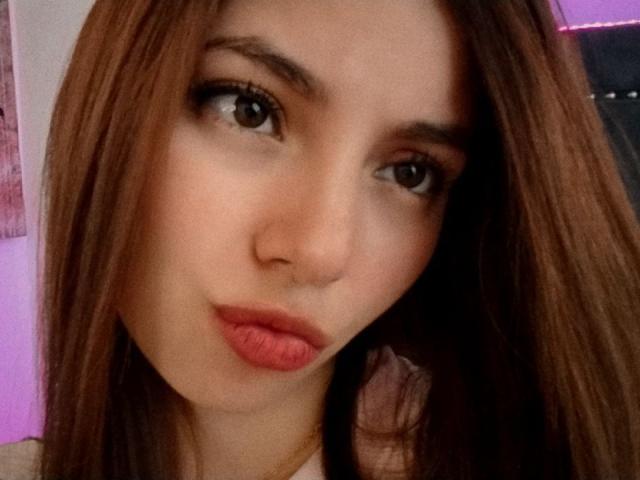 LinaFoxyHot - Live porn &amp; sex cam - 27068408