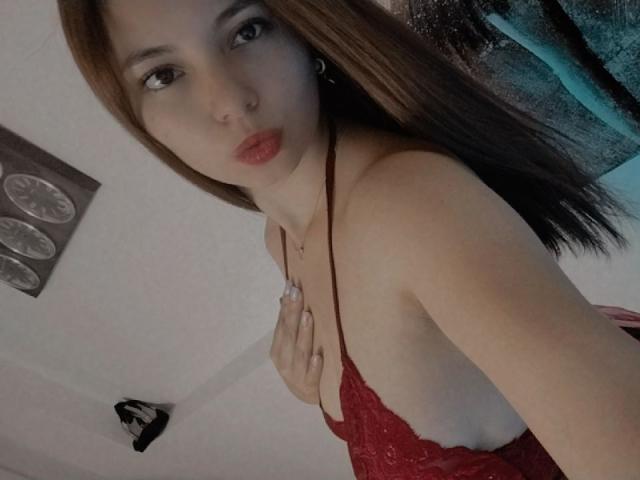 LinaFoxyHot - Live porno og sexkamera - 27068583