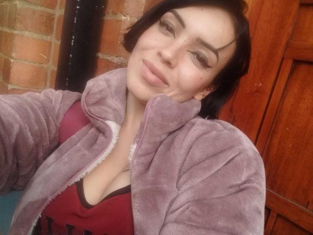 VeroHands - Live porn &amp; sex cam - 27068618