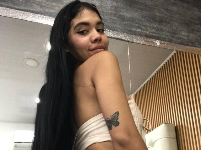 EmaGarces - Live porn &amp; sex cam - 27069423