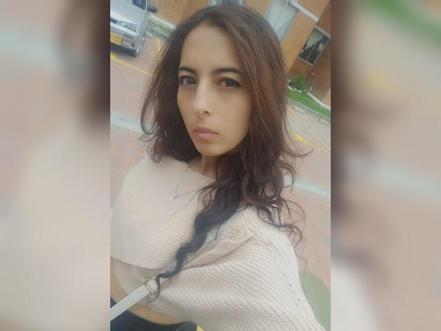 SelennaTylor - 라이브 포르노 &amp; 섹스 캠 - 27078964